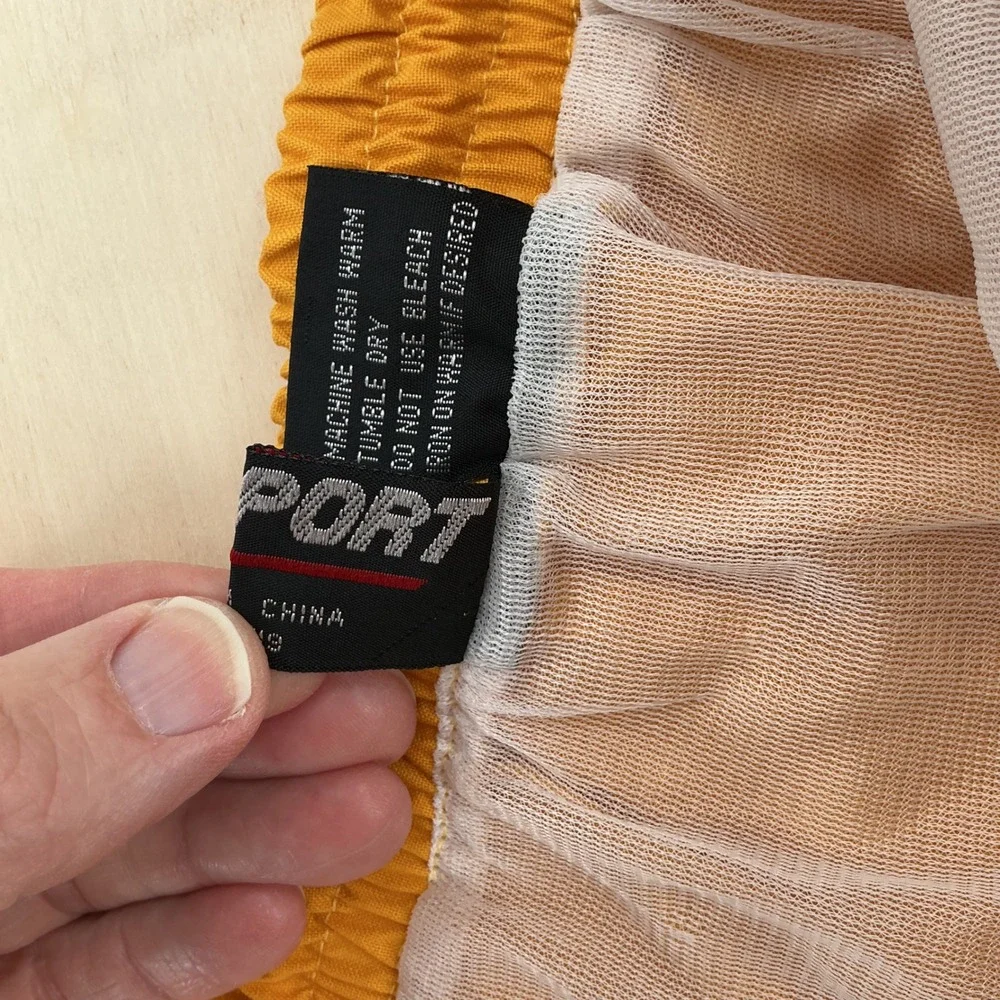 80s Guys Swim Trunks Men M Yellow Solid Mesh Lined Athletic Summer Beachwear